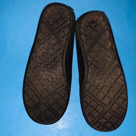 Umi Moccasins - Picture 3 of 4